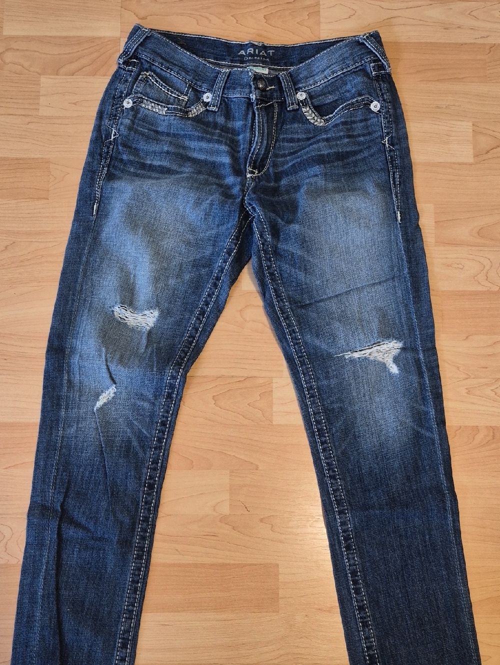 Ariat Women’s Dark Wash Distressed Boyfriend Cut Jeans, 28R